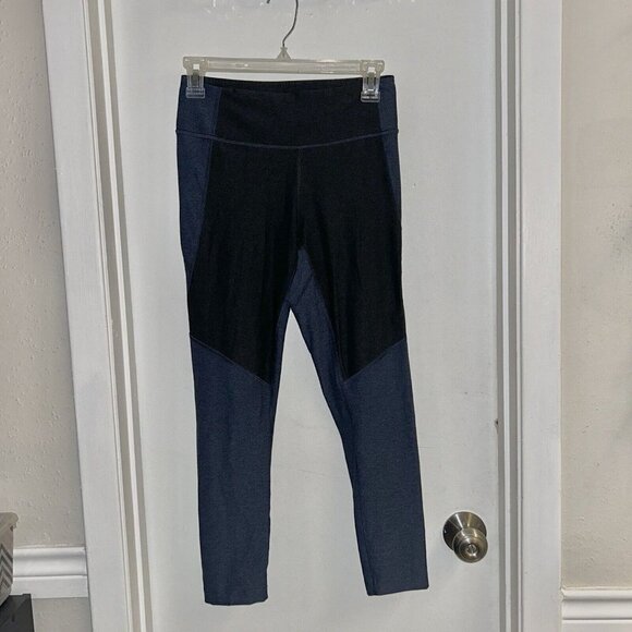 Outdoor Voices Navy Blue High Waist Warm Up Two Tone Leggings 7/8 Size Small - Picture 2 of 9